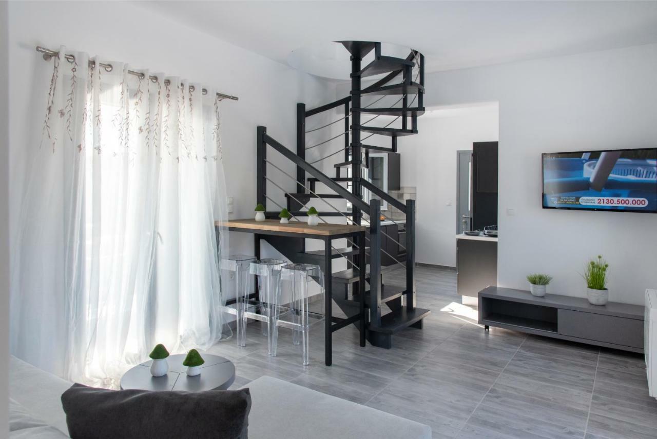 Paros Elitas Villas Екстериор снимка