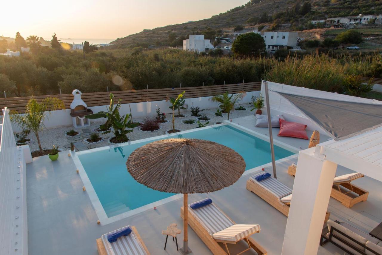 Paros Elitas Villas Екстериор снимка