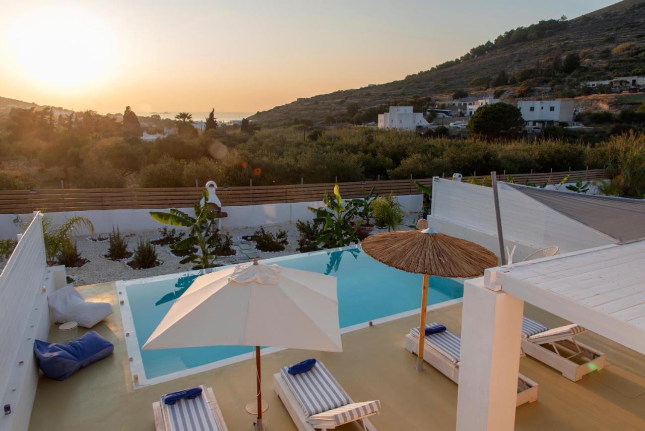 Paros Elitas Villas Екстериор снимка